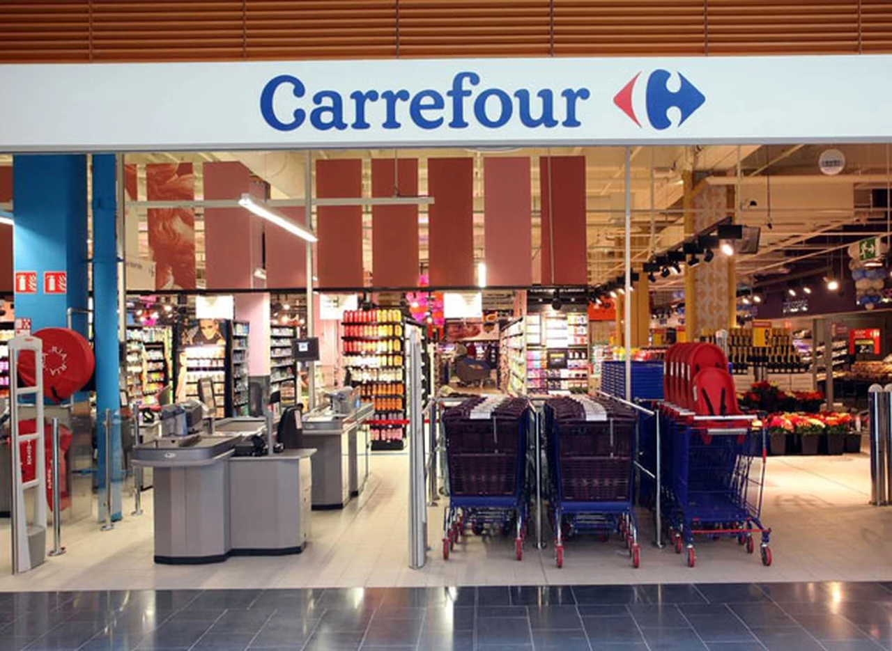 Carrefour enfrenta crisis de ventas y prepara plan de transformación