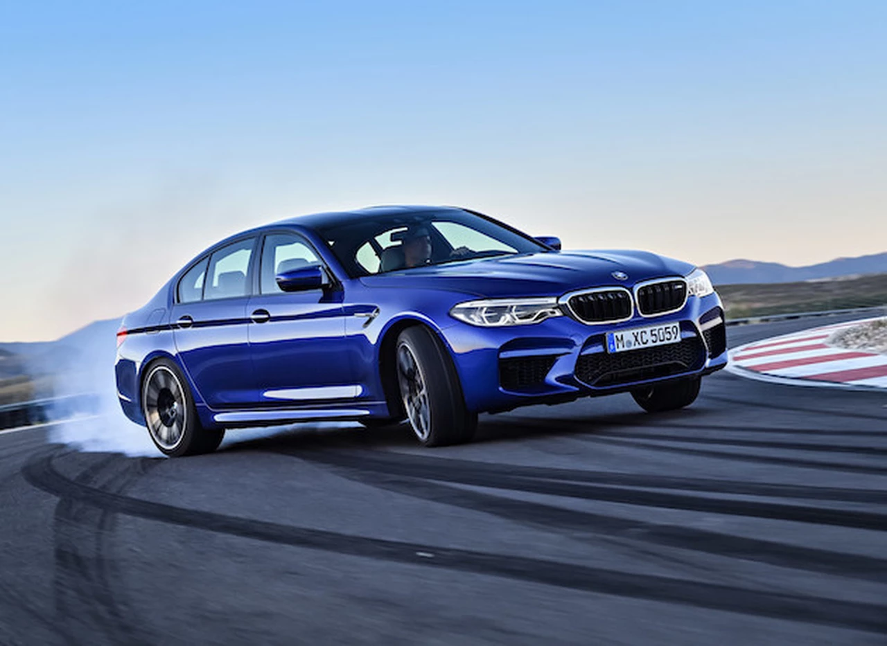 Video: Así­ se transformó el BMW M5 hasta convertirse en uno de los deportivos más potentes y refinados