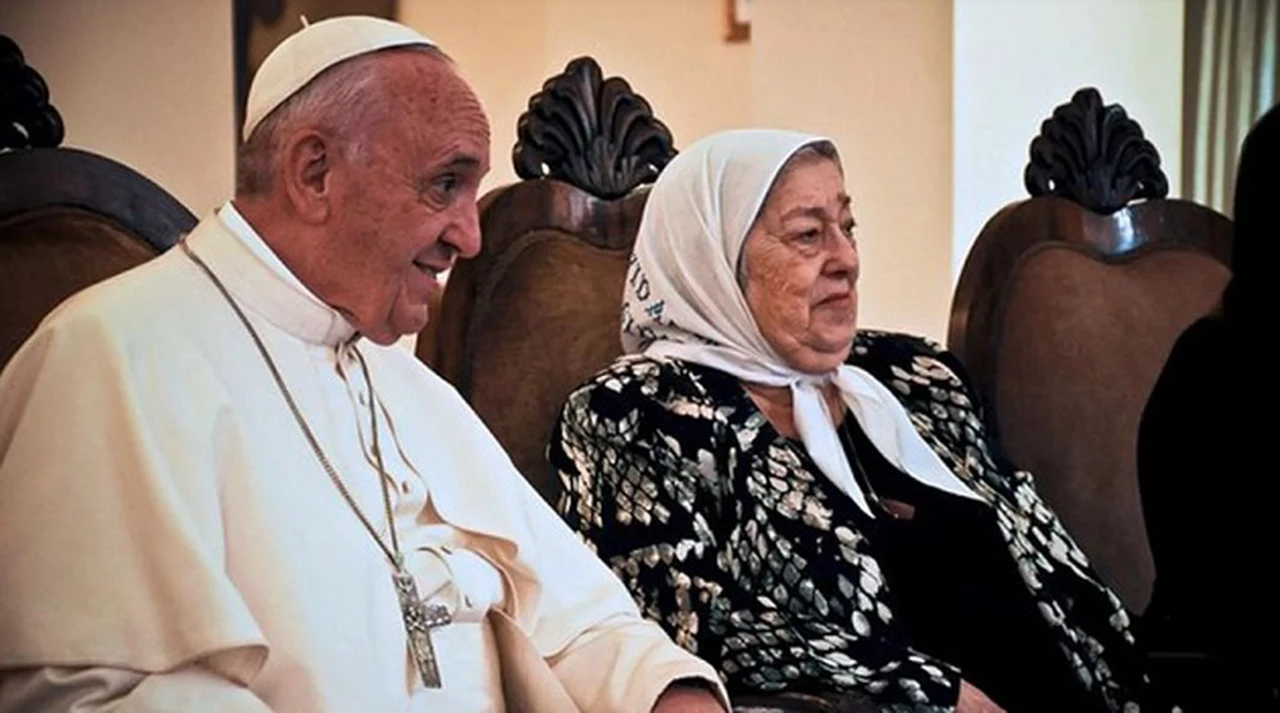 El Papa le envió una carta a Bonafini: "No hay que tener miedo a las calumnias"