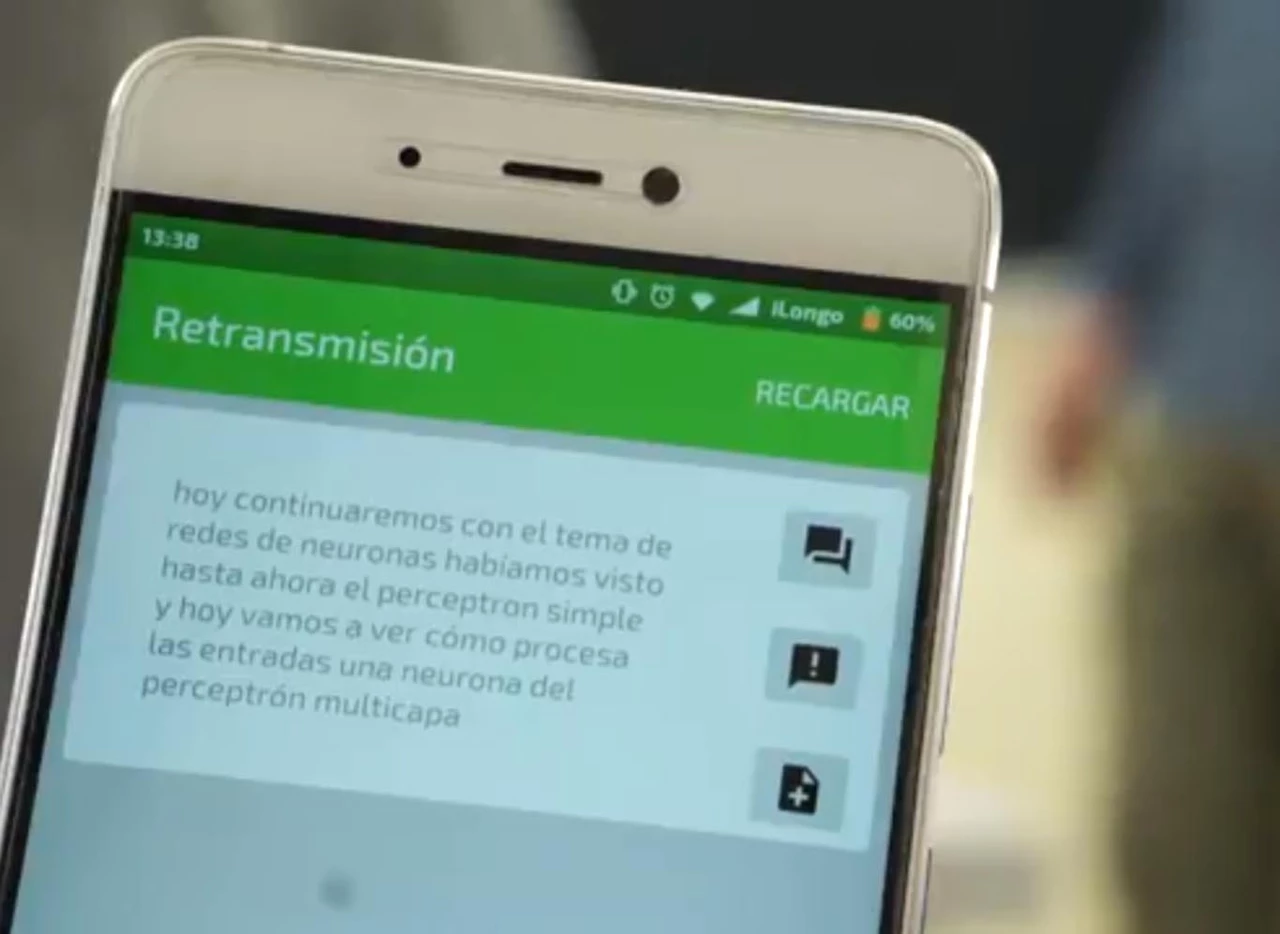 Telefónica lanzó app gratuita que subtitula lecciones del profesor en tiempo real