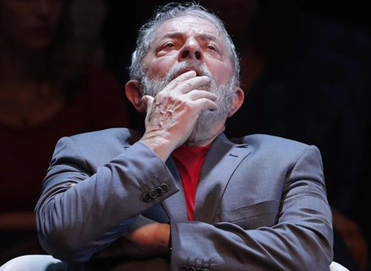 La Justicia de Brasil ordena la detención de Lula y le da hasta hoy a las 17 para que se entregue