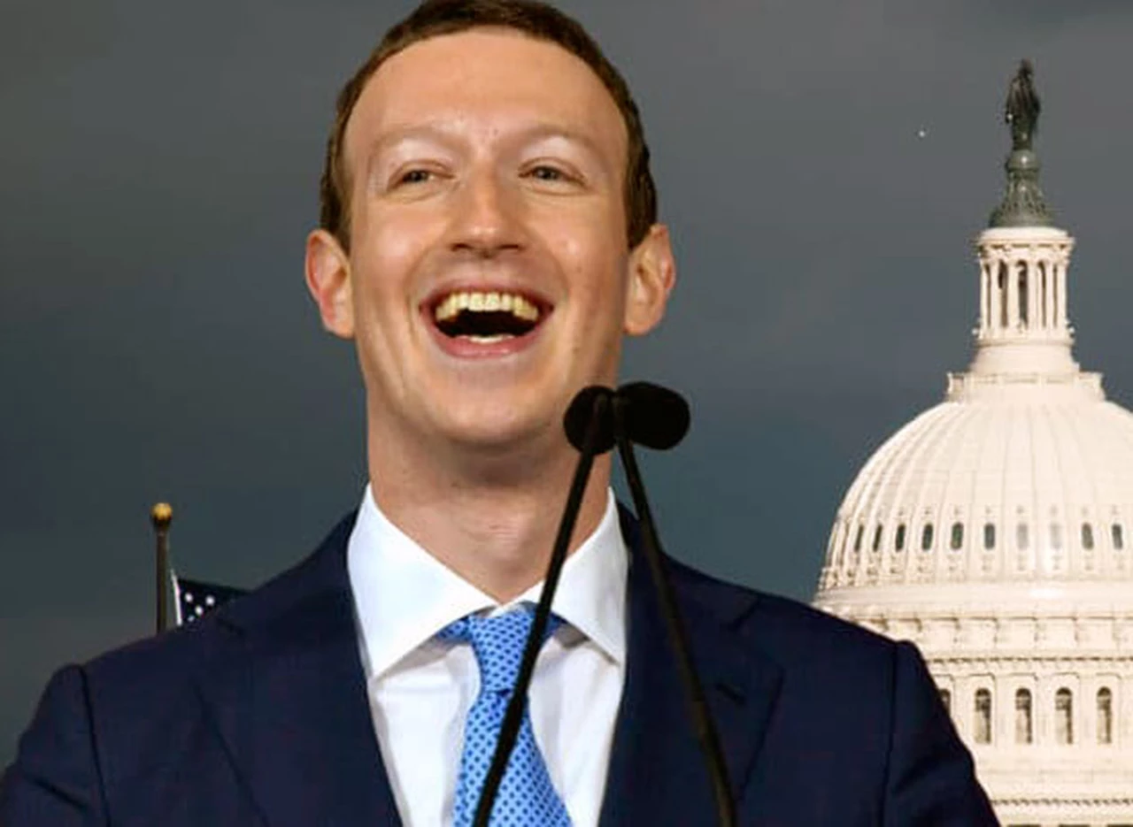 Pese a la "crisis" de Facebook, Zuckerberg anunció suba del 63% en sus ganancias