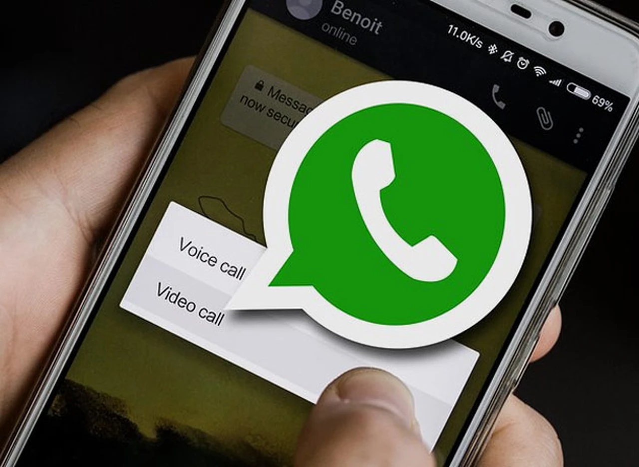 ¿Es posible colarse en un chat ajeno en WhatsApp con una aplicación?