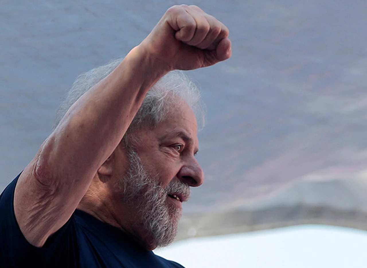 Brasil: suspendieron la cautelar que permitía la excarcelación de Lula