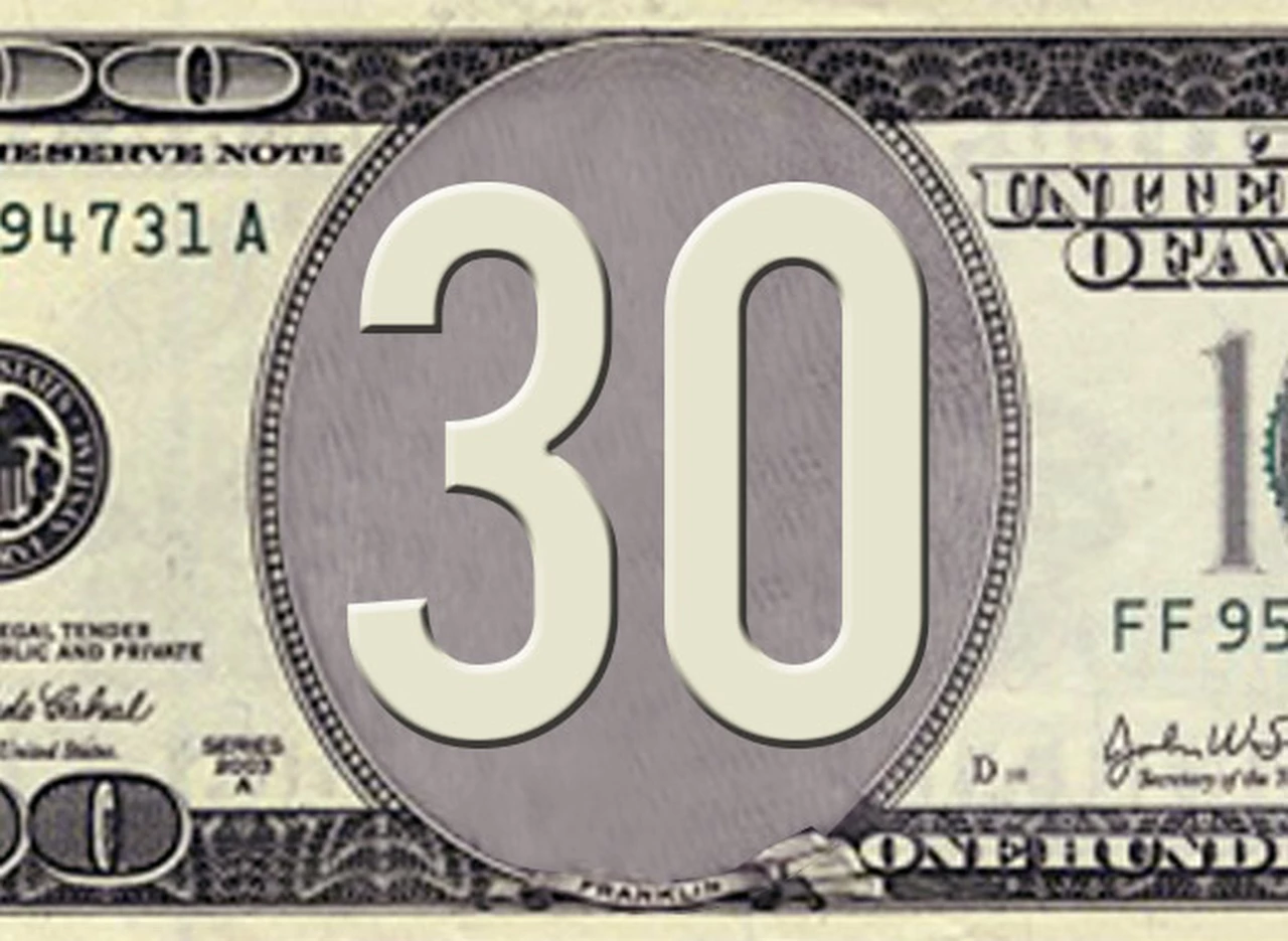 La corrida cambiaria no cesa: el dólar minorista se aceleró y cotizó a $30,68 promedio