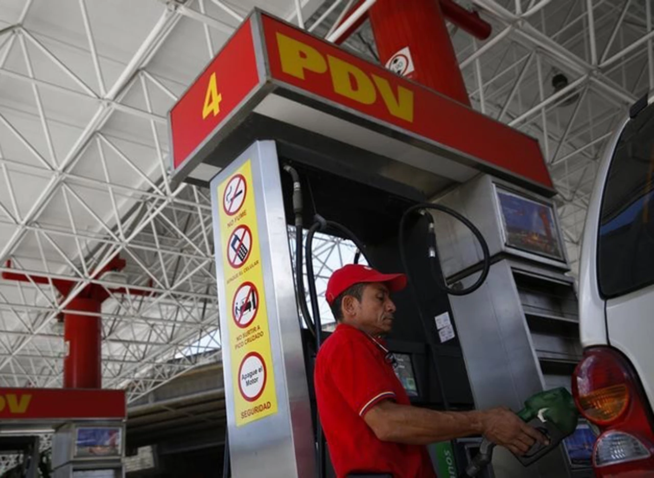 Venezuela: el paí­s donde cuesta lo mismo un millón de litros de combustible que una lata de atún