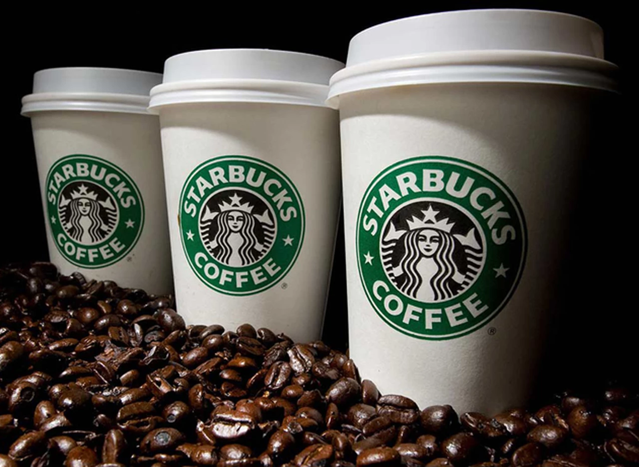 La historia detrás de la sirena con dos colas que eligió la cadena Starbucks  para su logo