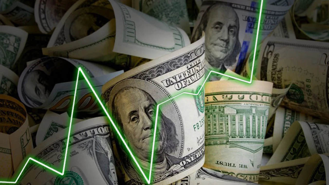 El dólar volvió a calentarse: trepó 47 centavos por más demanda y cerró a $28,70 promedio
