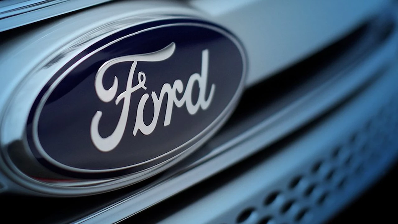 Ford en grave crisis: deuda supera u$s150.000 millones y sus bonos se acercan a la calificación "basura"