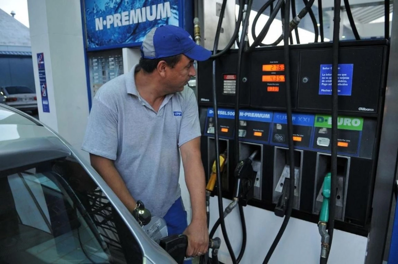 YPF volvió a subir el precio de sus combustibles y la nafta premium ya cuesta $35,65 en Capital