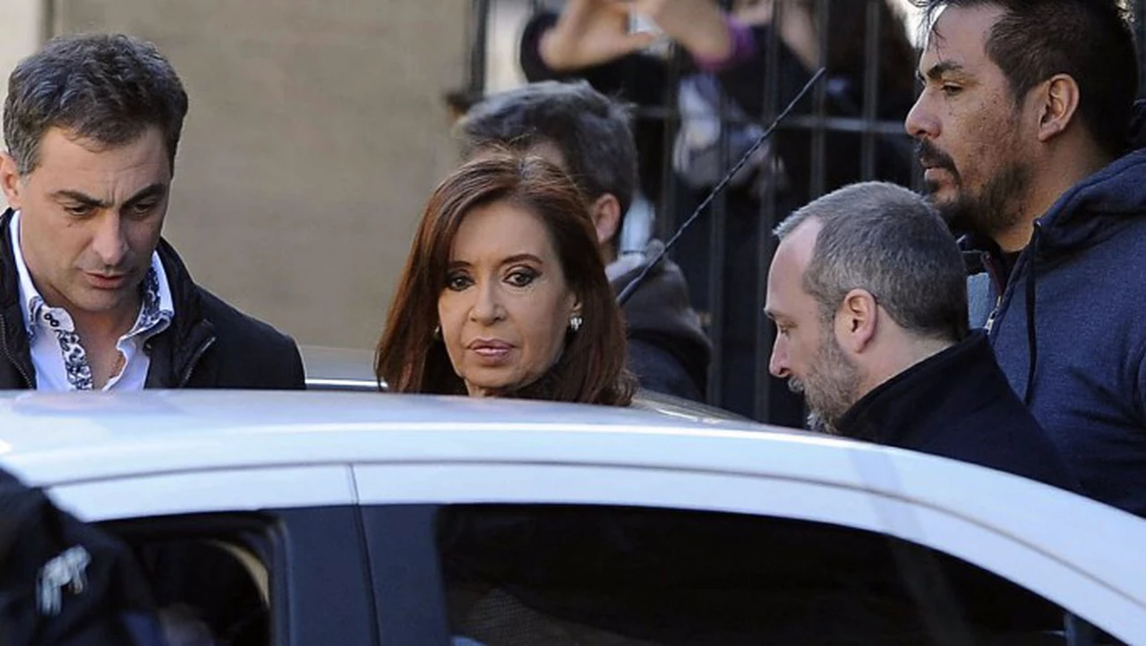 Ruta del dinero K: la AFIP también apeló falta de mérito de Cristina Kirchner