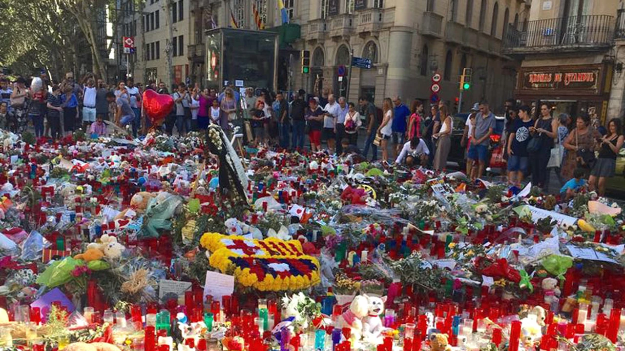 A un año de los atentados de Barcelona, argentinos reviven el dolor de la tragedia de Las Ramblas
