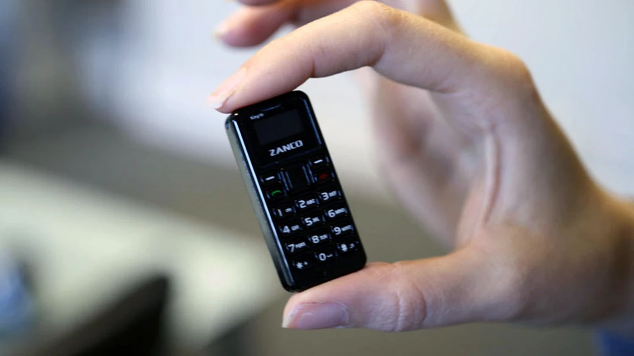 Zanco tiny t1, el móvil más pequeño del mundo que podría llegar a salvarle la vida