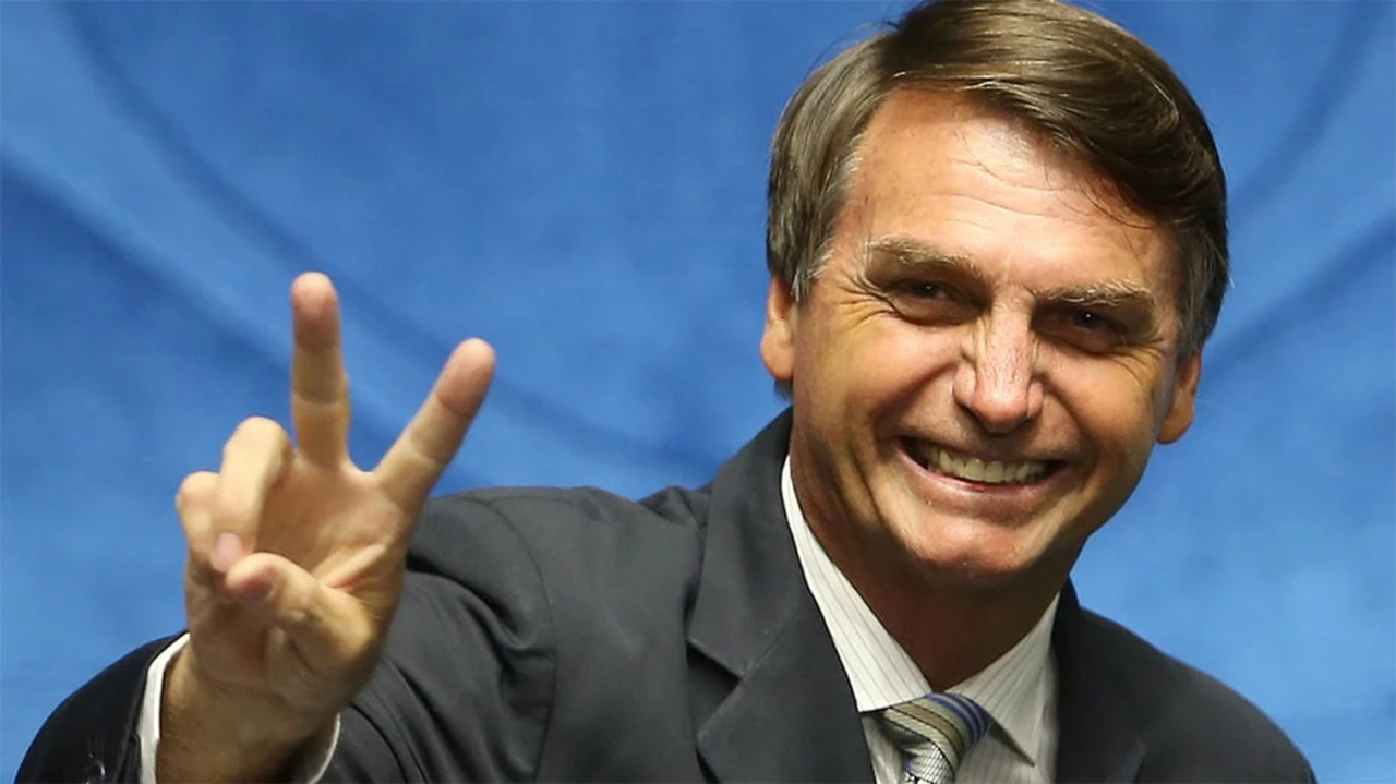 Últimos sondeos: Bolsonaro ganaría el balotaje en Brasil con un 58% de los votos