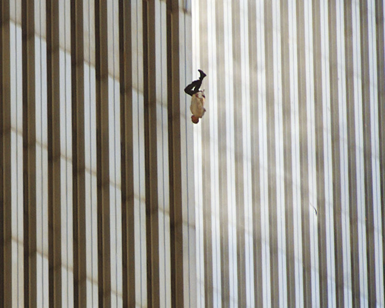 The Falling Man: la historia detrás de la foto más extraña de los atentados a las Torres Gemelas