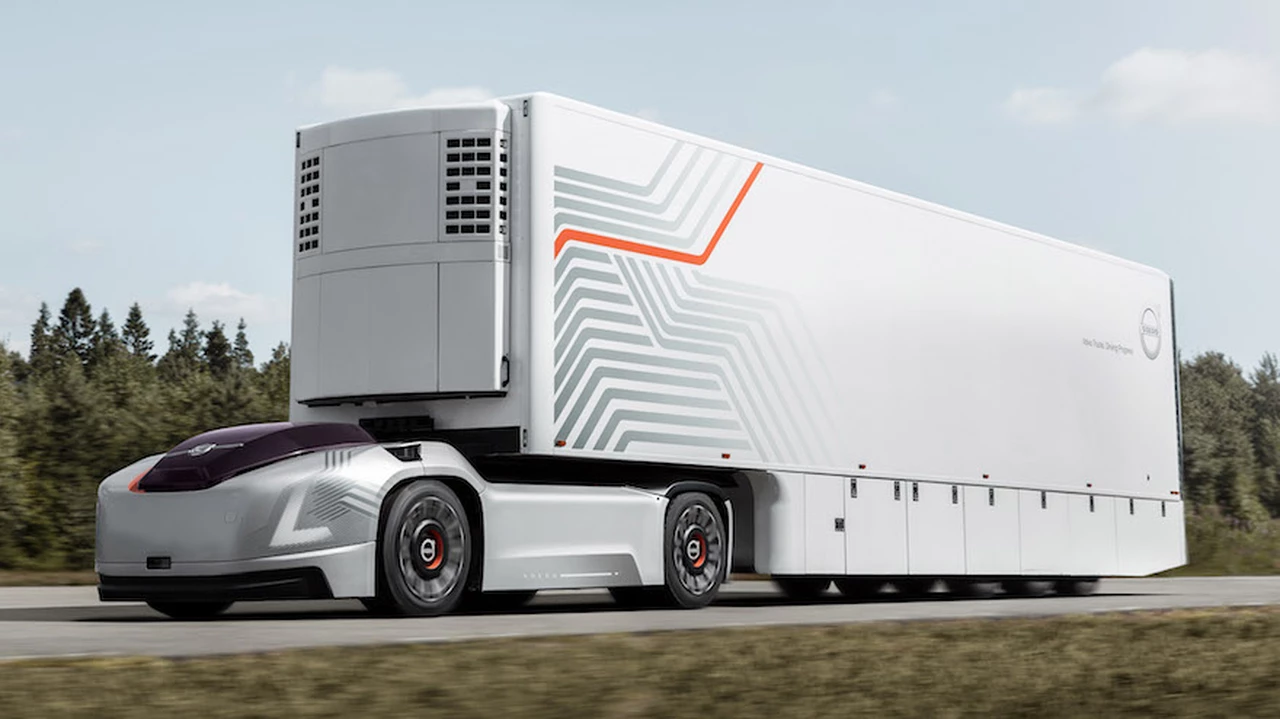 Volvo Trucks presenta la solución del transporte del futuro con vehículos eléctricos autónomos