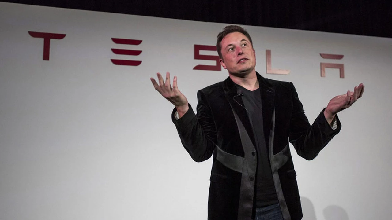 Elon Musk ahora aspira a fusionar cerebros humanos con máquinas