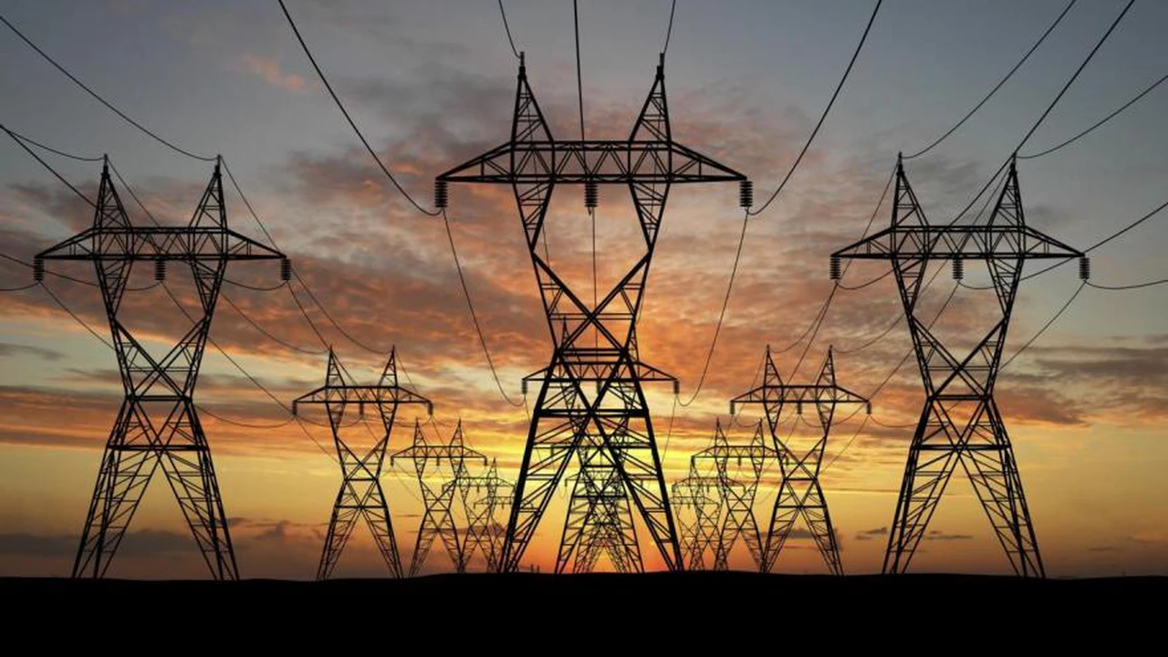 Cooperativas eléctricas le declaran la guerra a los aumentos de tarifas