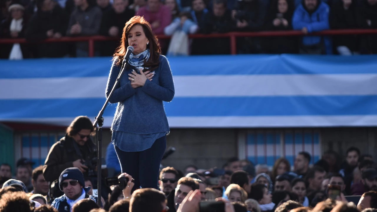 Acelerado crecimiento de Cristina Kirchner: subió 50% en ocho meses y lidera intención de voto