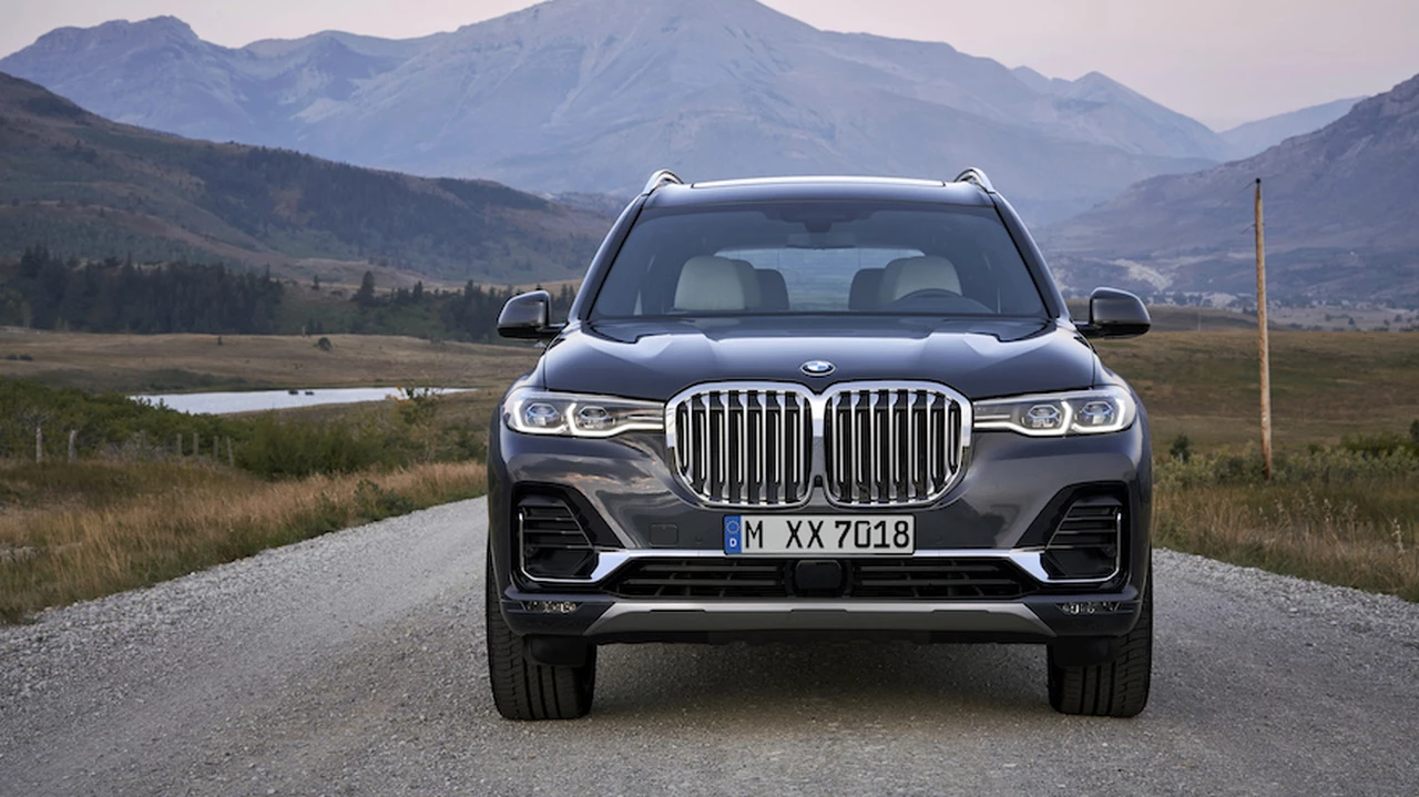 BMW presenta el X7, el todoterreno más grande de la gama X con espacio para siete pasajeros