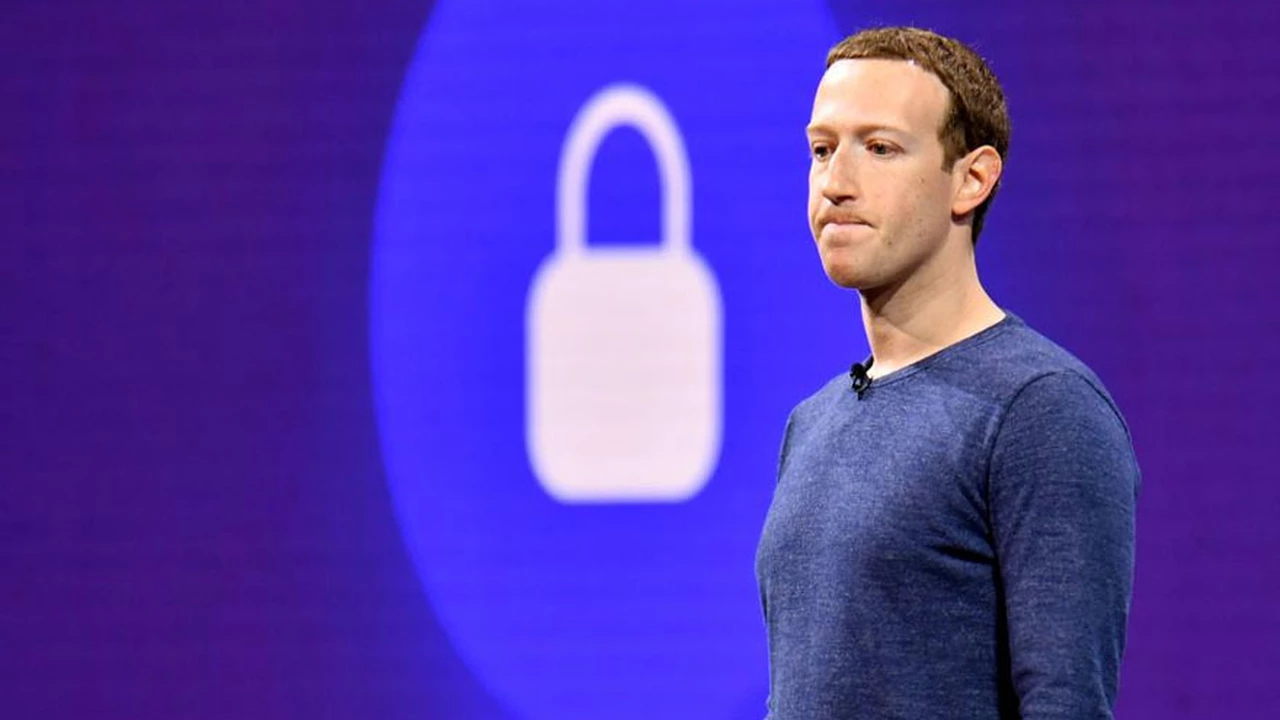 Inversores suman presión para desplazar a Zuckerberg de la presidencia de Facebook