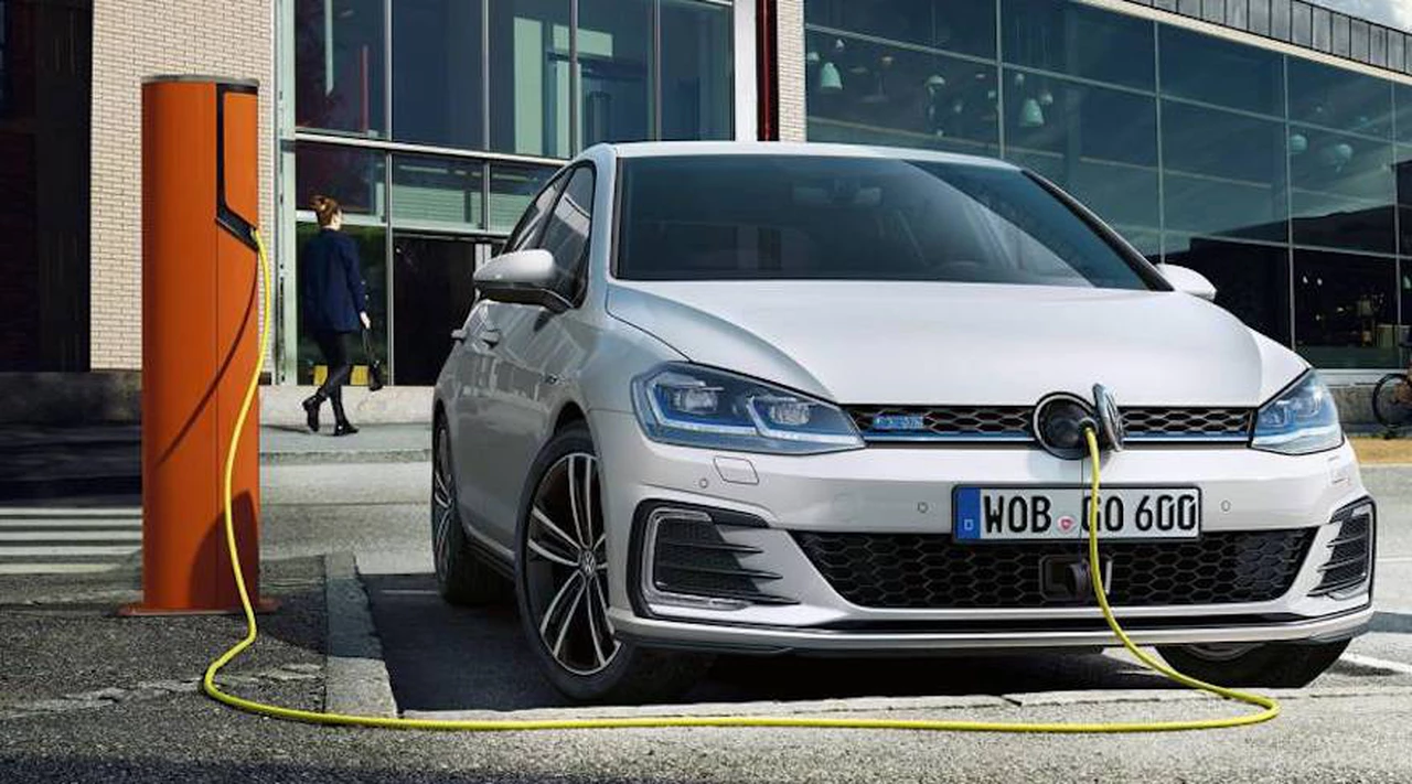 Volkswagen construye la primera fábrica de eléctricos en China: producirá 300.000 autos al año en 2020