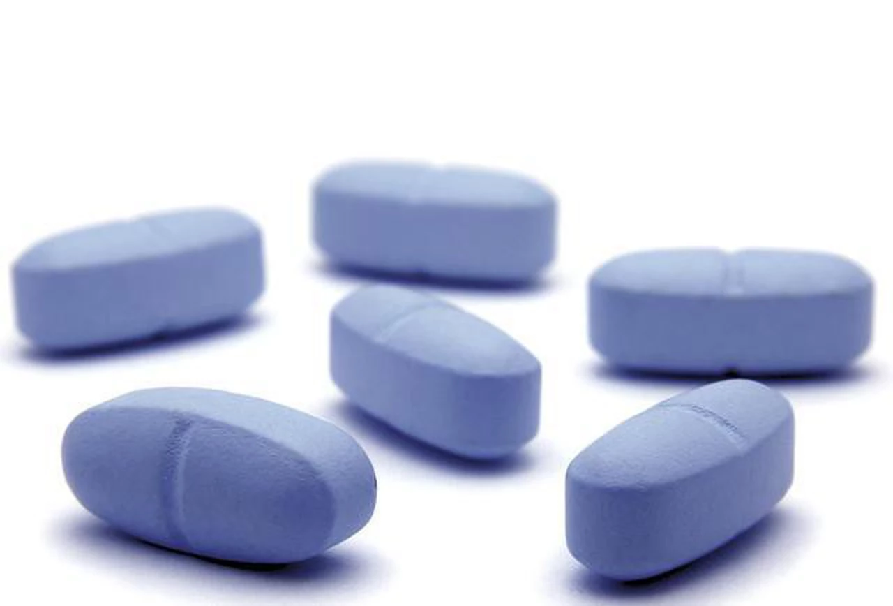 Pintaba de azul el Paracetamol para venderlo como Viagra
