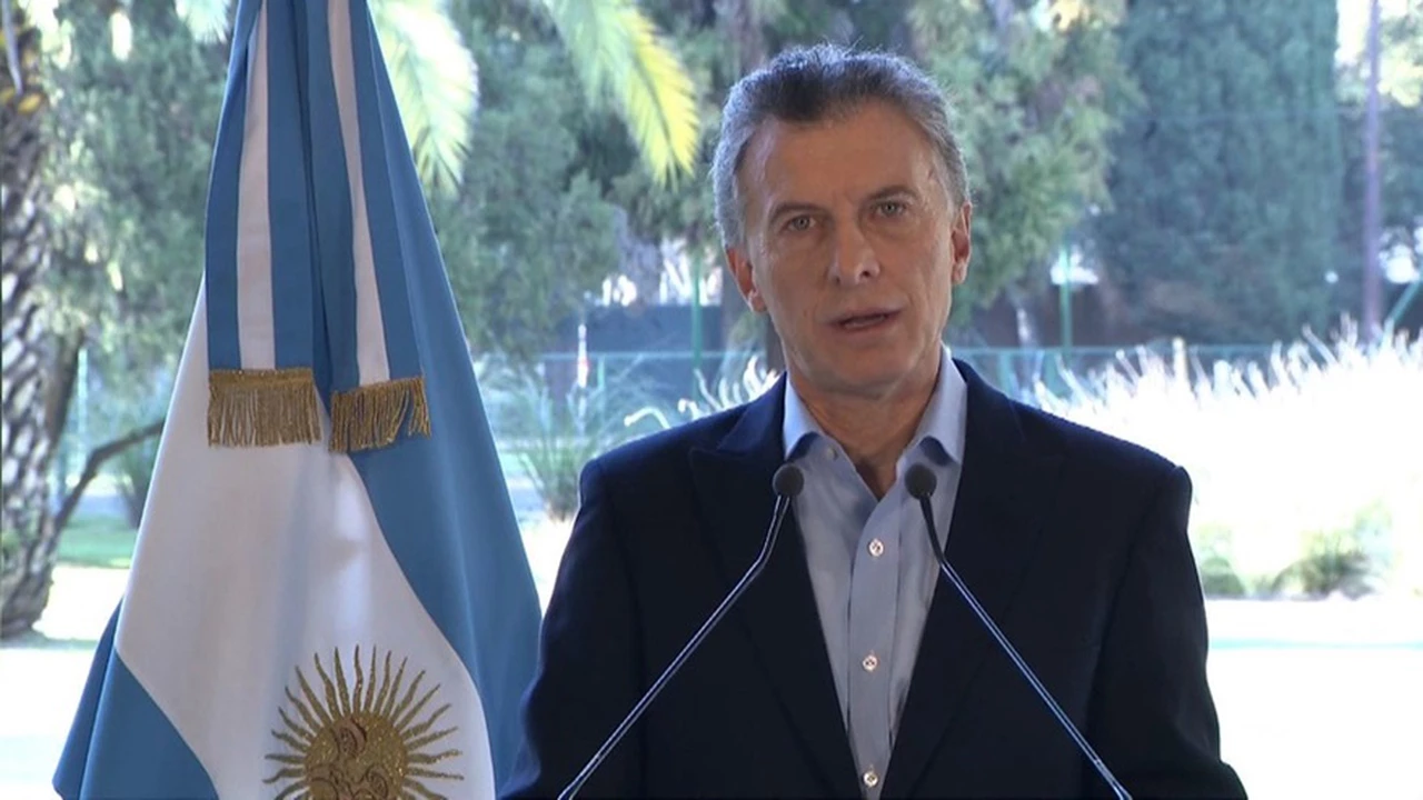 Macri: "Nuestro gobierno no entra como matones a los diarios ni derriba antenas"