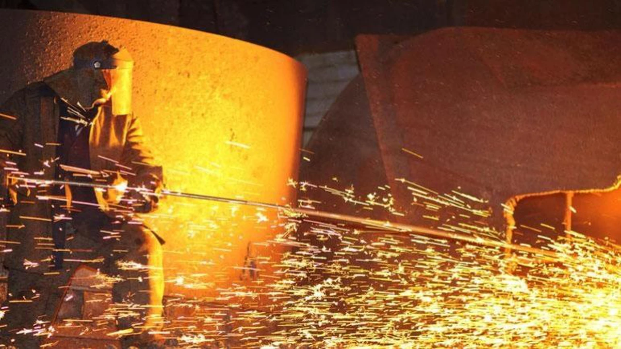 Sin acuerdo en la rama siderurgia: ¿La UOM anuncia paros en Techint y Acindar?
