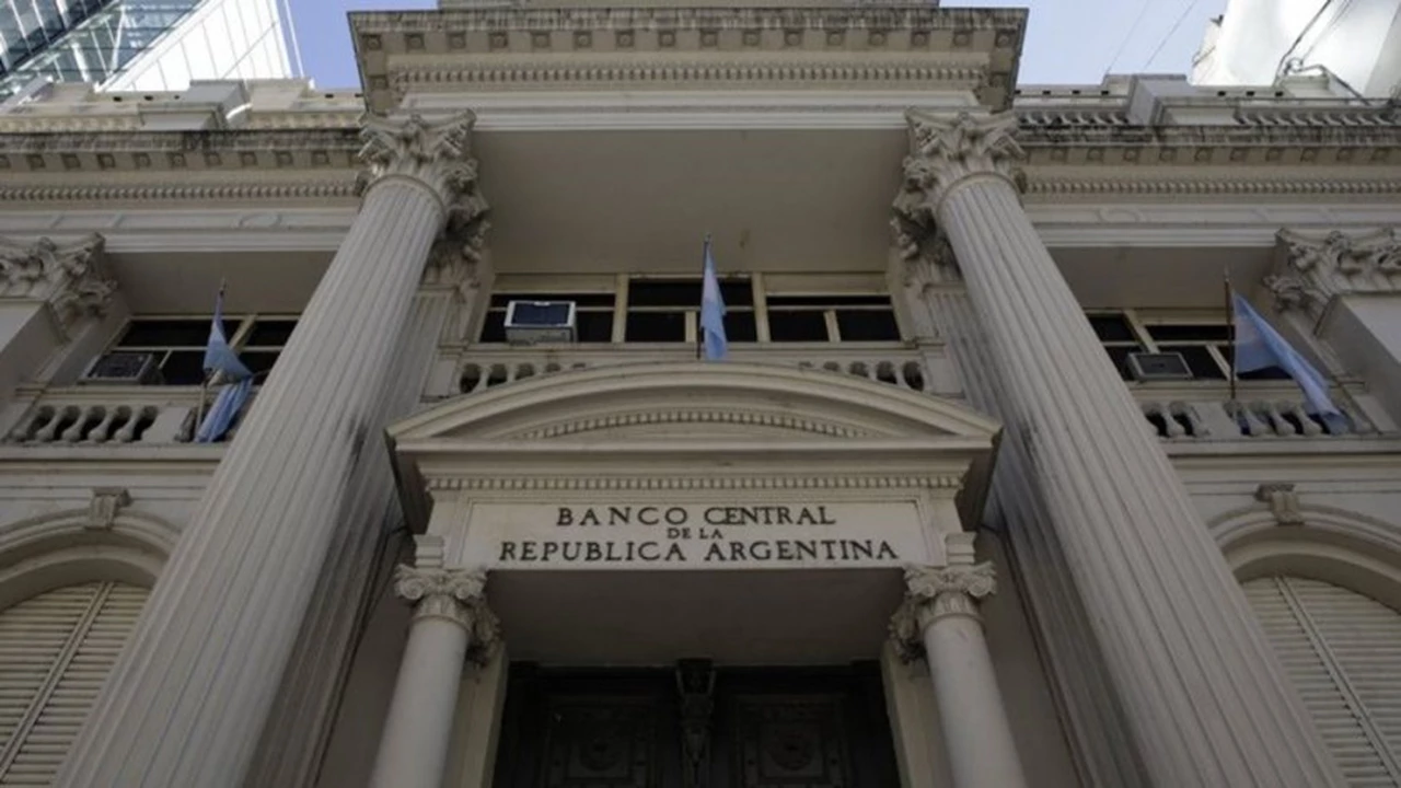 El Banco Central exime a las personas de declarar activos y pasivos en el exterior