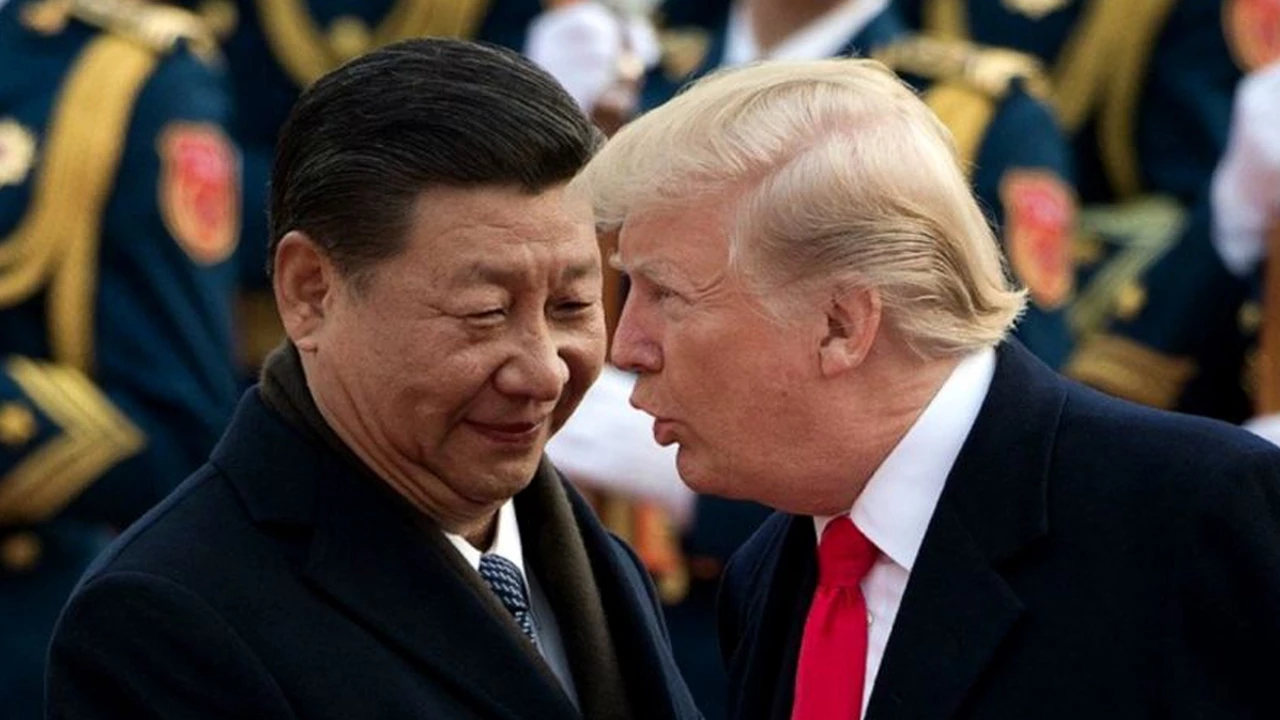 El coronavirus potencia nueva "Guerra Fría": EE.UU. y China cruzan acusaciones y analistas proyectan fuerte crisis global
