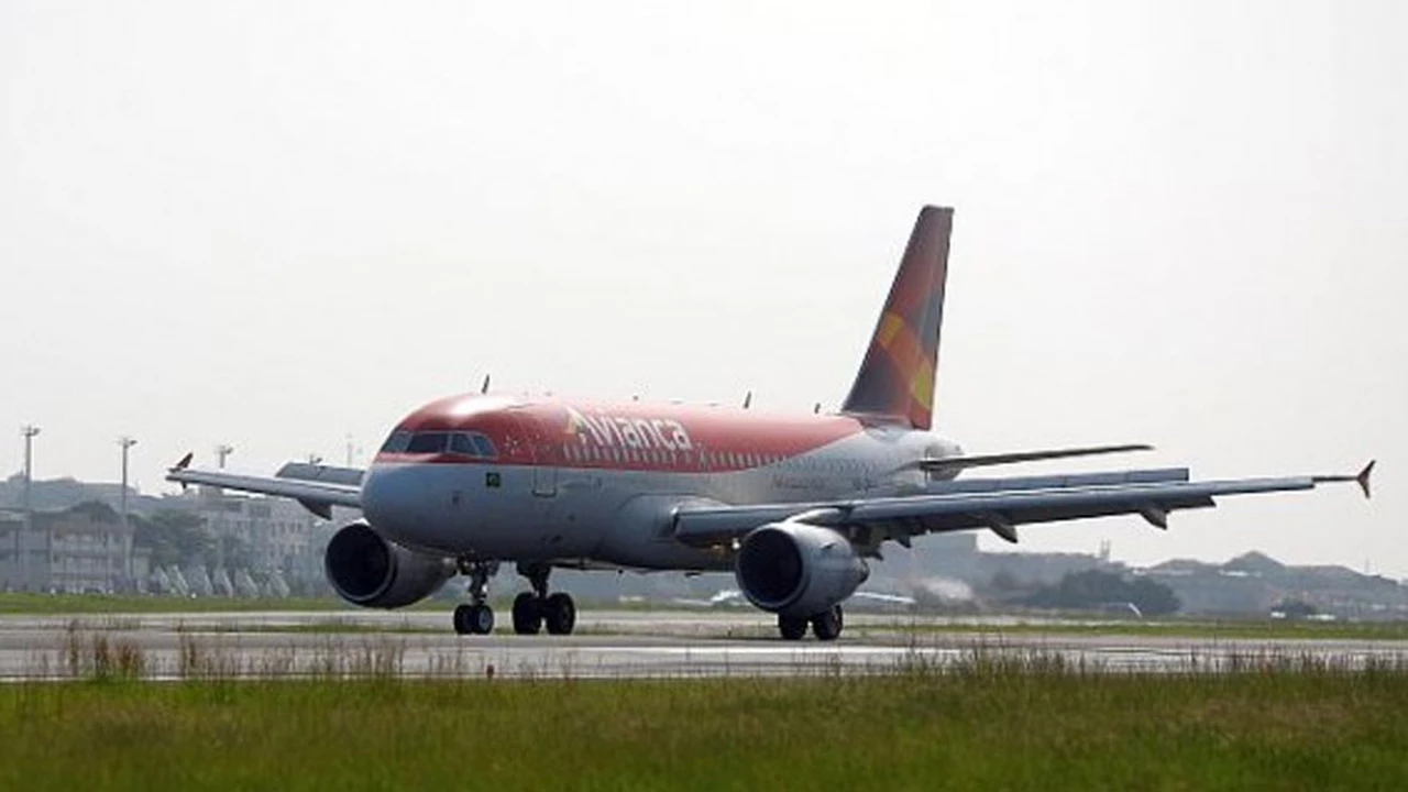 Por vuelos con baja ocupación, Avianca dejó de pagar sueldos