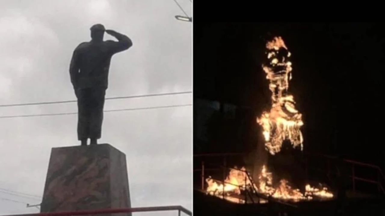 Venezuela: manifestantes quemaron la estatua de Hugo Chávez en repudio al régimen de Maduro