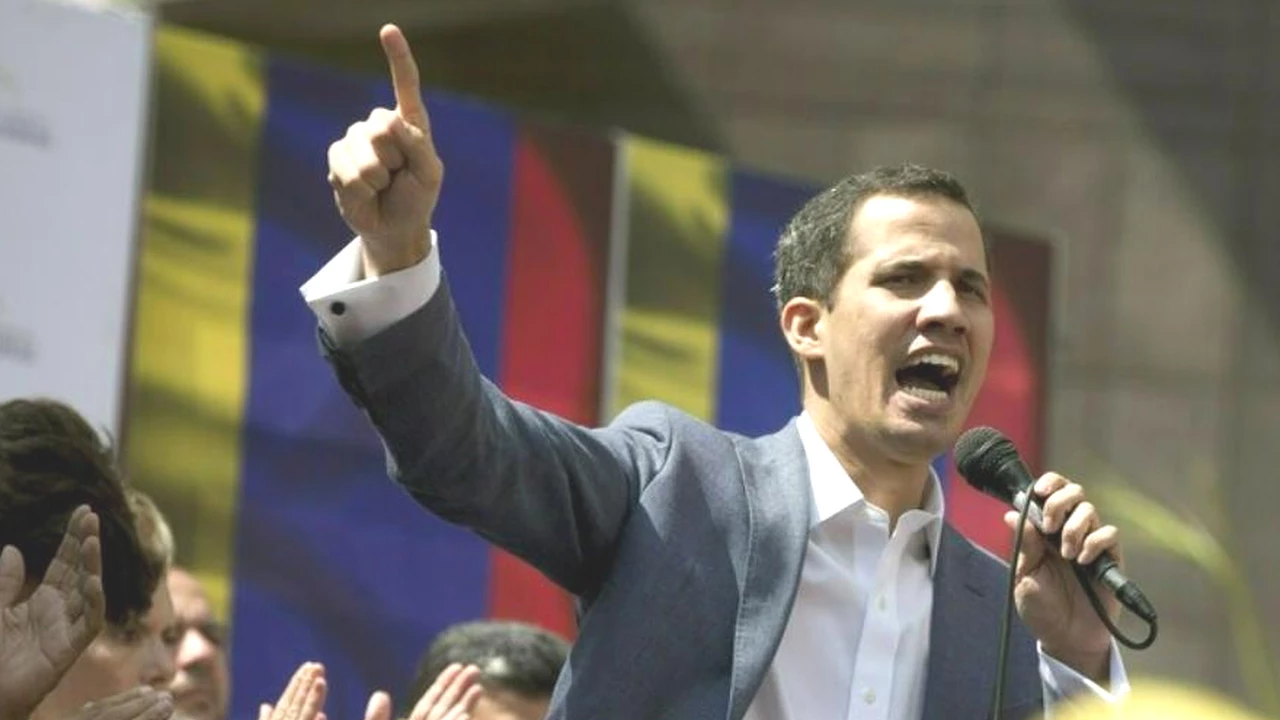 Quién es Juan Guaidó, el ingeniero "millennial" que se autoproclamó presidente de Venezuela