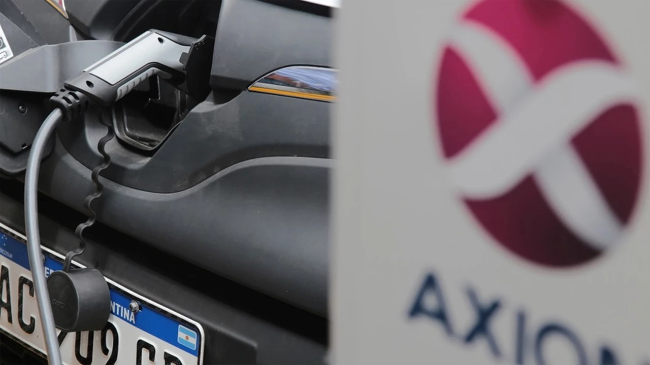 Después de YPF y Shell, Axion anunció que, desde este lunes aumenta sus combustibles