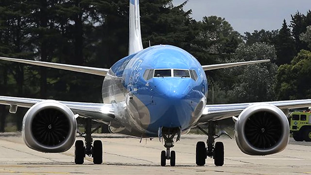 Gremios de pilotos llama a dejar de volar los Boeing 737 MAX 8 de Aerolíneas Argentinas