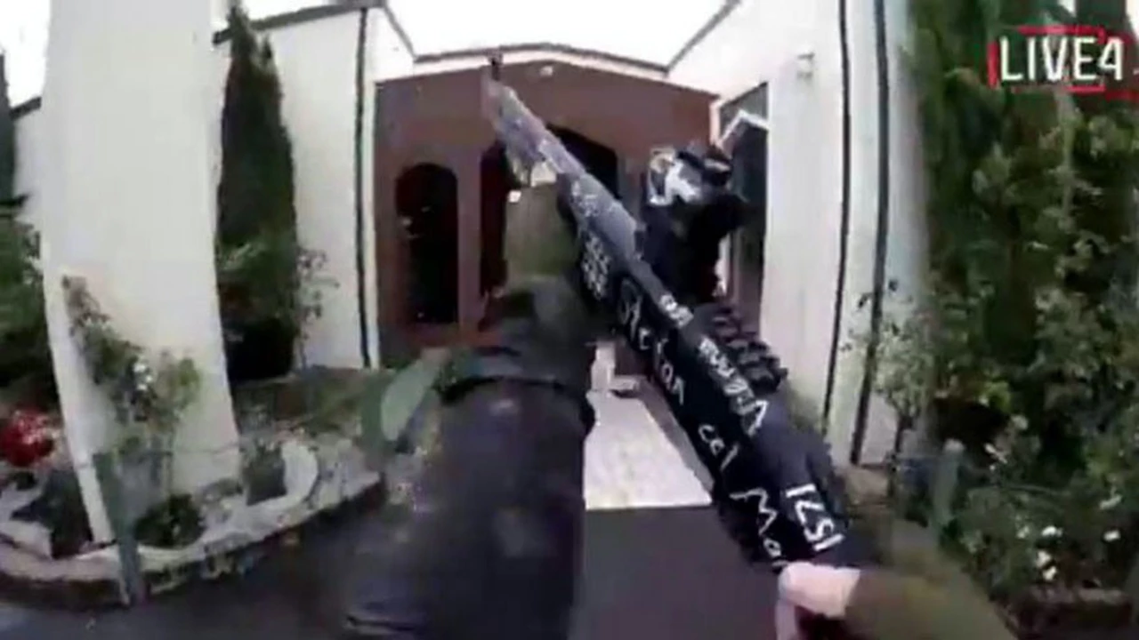 Video: el atacante a la mezquita de Nueva Zelanda lo transmitió por Facebook Live