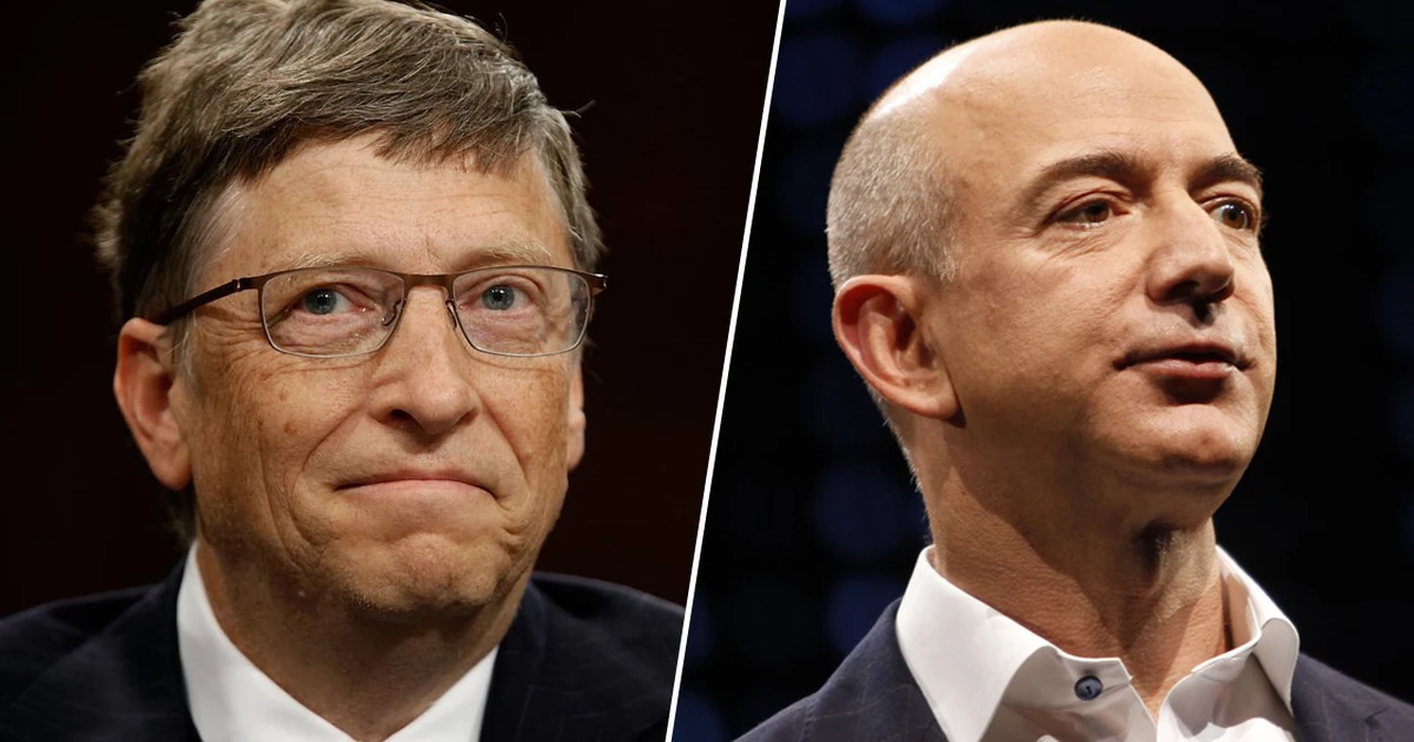 Bill Gates y Jeff Bezos, los únicos dos hombres en el mundo con fortunas que superan los u$s100.000 millones