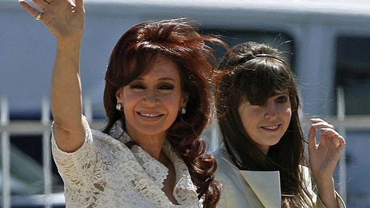 Pese a la muerte de su madre, Cristina Kirchner viaja a Cuba