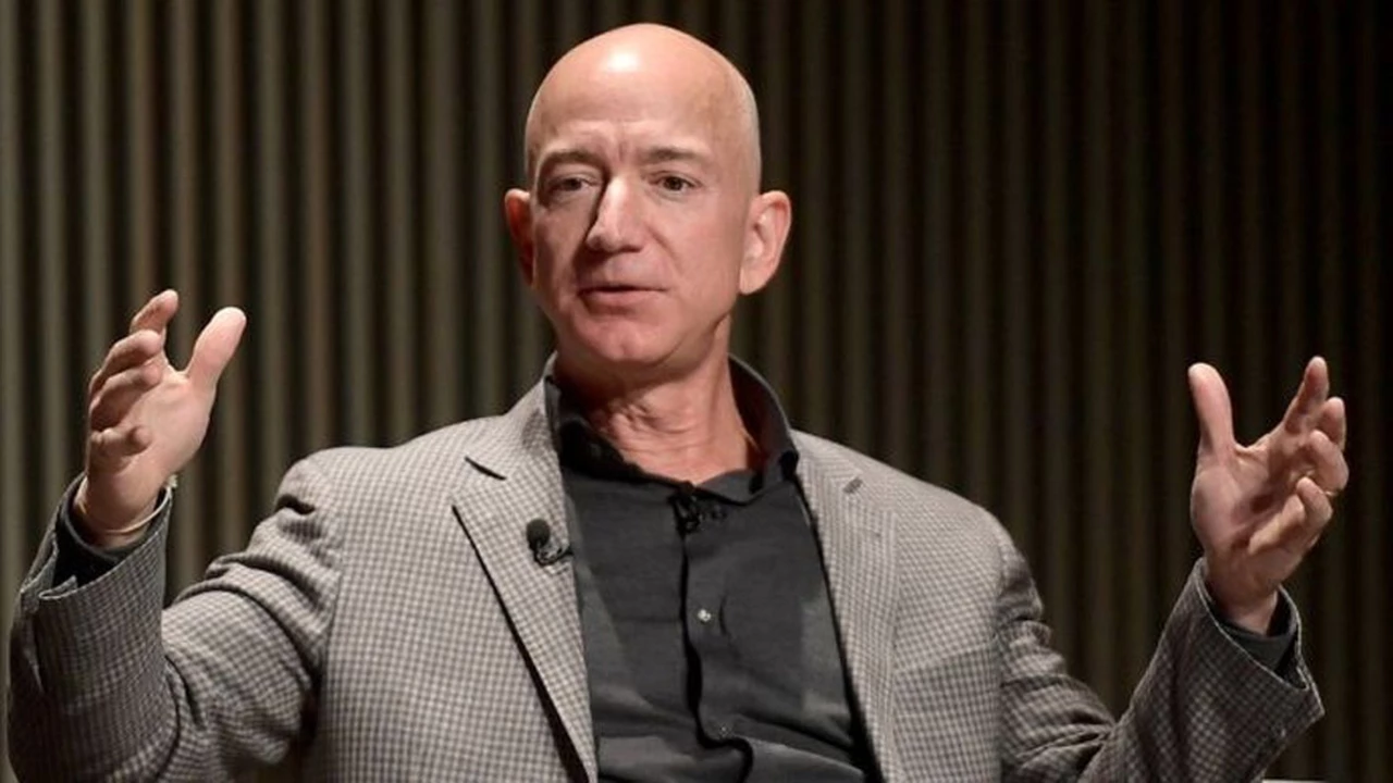 Jeff Bezos predijo hace 20 años el éxito de Amazon y su impacto en el mercado