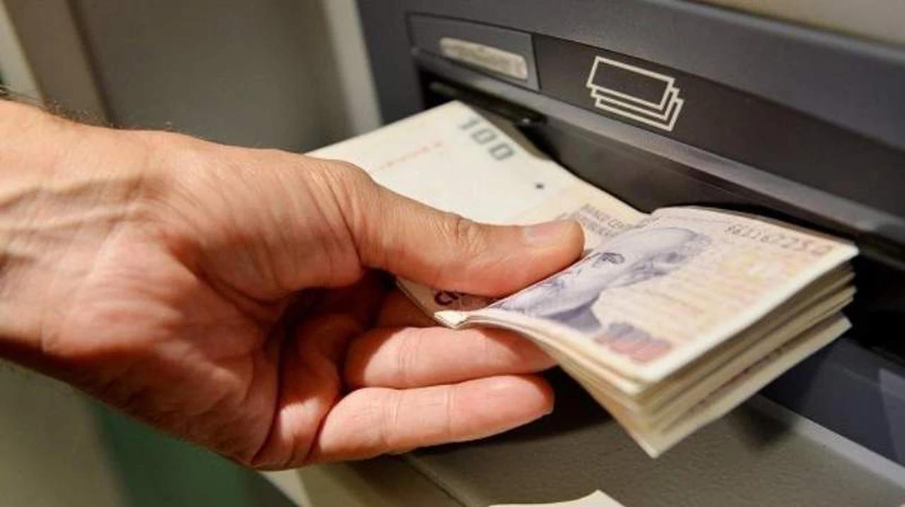 Pymes le reclaman al Banco Central que elimine la comisión por los depósitos en efectivo