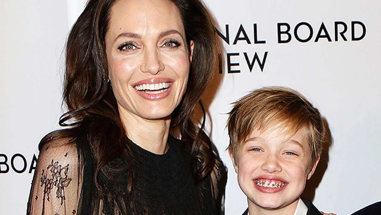 La Hija De Angelina Jolie Y Brad Pitt Habría Comenzado Un Cambio De Sexo 1669