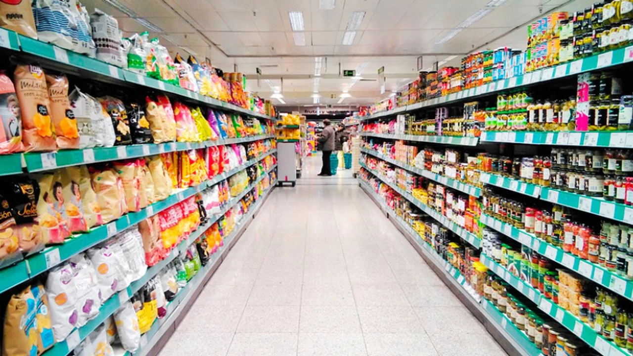 Los aumentos de alimentos superan la inflación y tienen picos de hasta 45%
