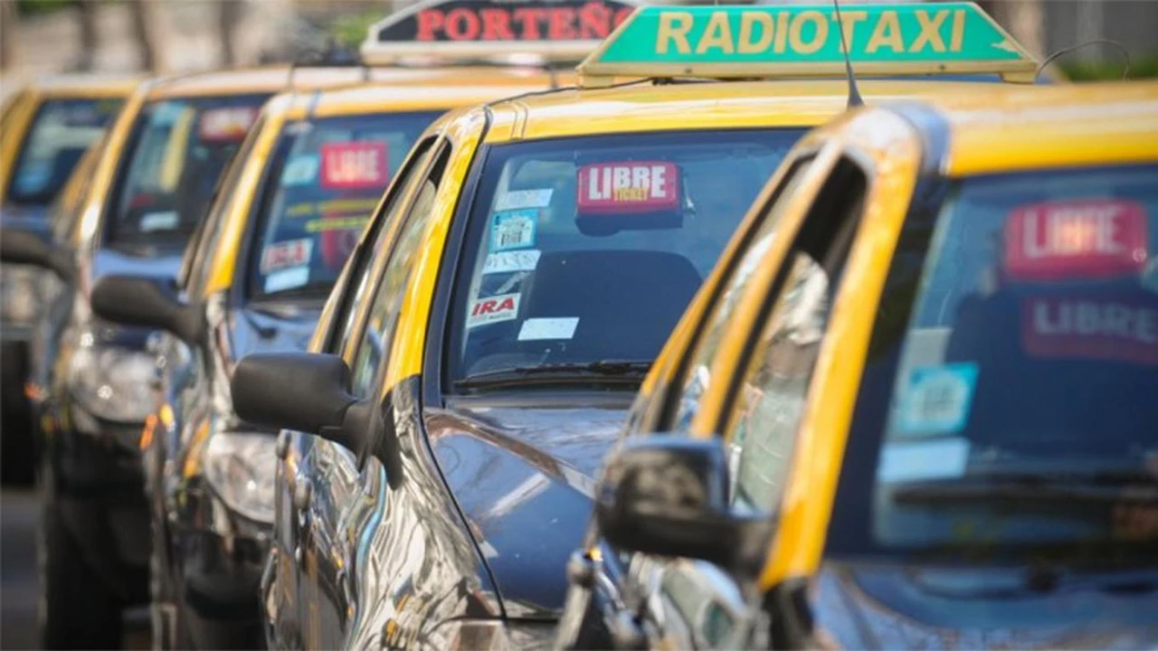Taxistas porteños piden declarar la emergencia de la actividad: alertan sobre "combo fatal" que los afecta