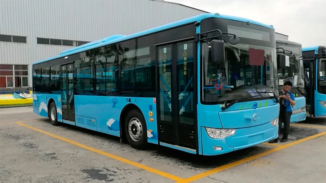 El Gobierno autorizó el uso de buses eléctricos para el transporte urbano en la Ciudad de Buenos Aires