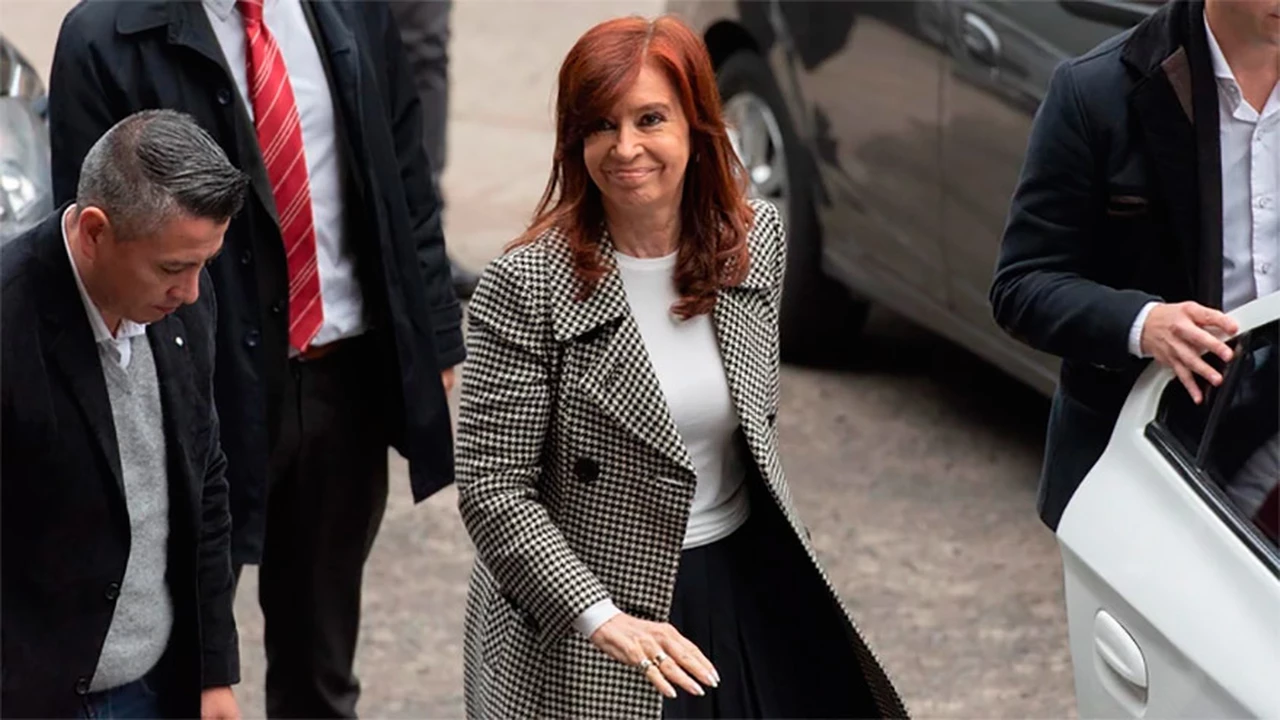 Stornelli pidió que Cristina Kirchner vaya a juicio oral por la cartelización de la obra pública