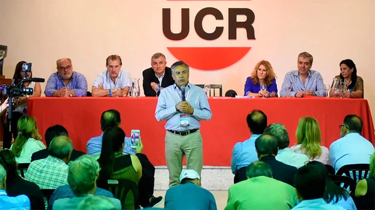 La UCR evalúa como "positiva" la elección de Pichetto como vice, y busca ahora discutir las listas
