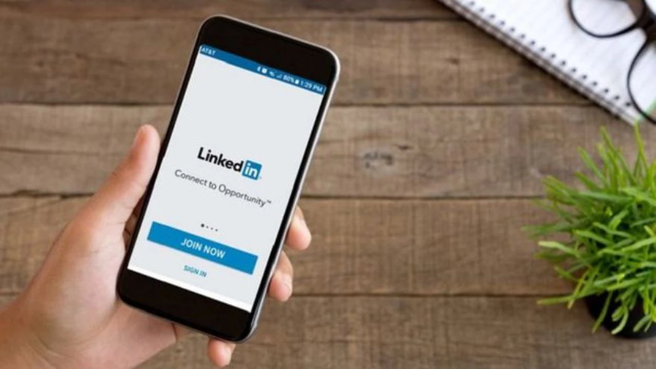 LinkedIn: estas son sus nuevas funciones que lo hacen parecerse cada vez más a Instagram y Facebook