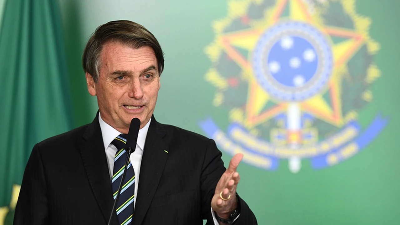 Para Bolsonaro, Alberto Fernández "ofende" la democracia de Brasil