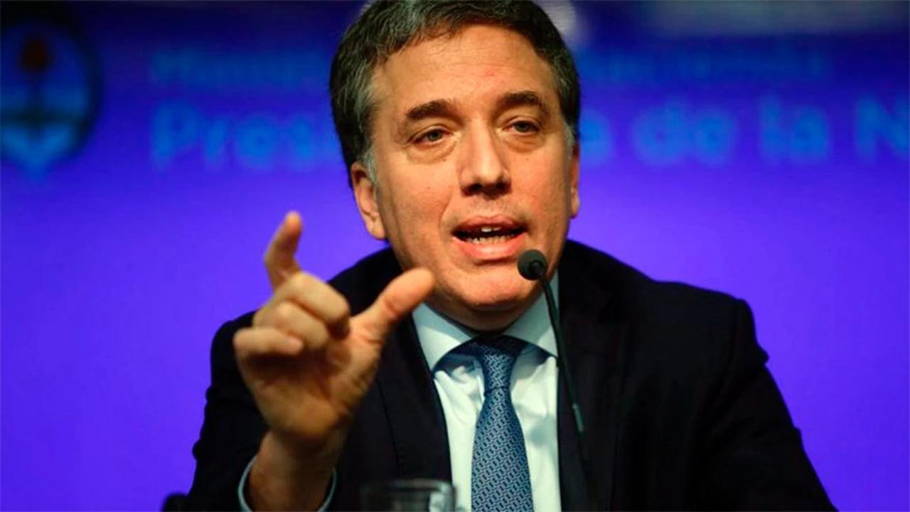 Dujovne dijo que la inflación seguirá bajando y que PBI de 2020 tiene en cuenta reelección de Macri